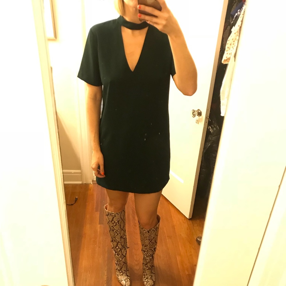 Zara Keyhole Shift Dress-Emerald Green